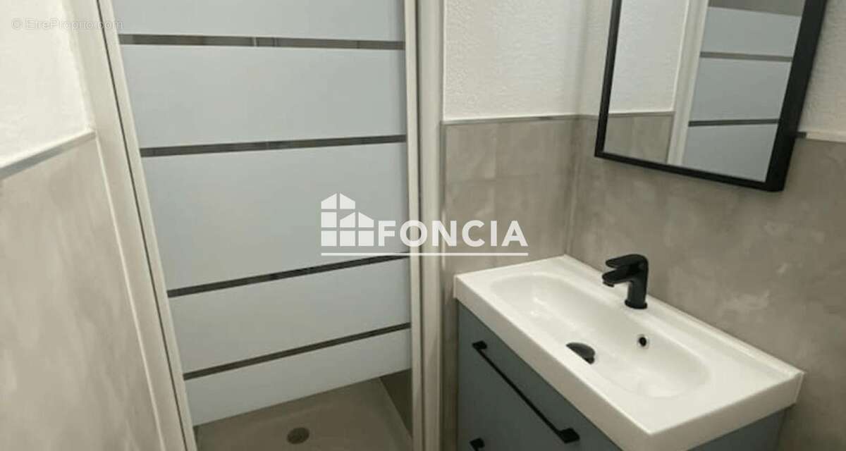 Appartement à BORMES-LES-MIMOSAS