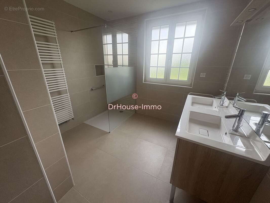 Maison 253 m² à Mignaloux-Beauvoir  - photo 8