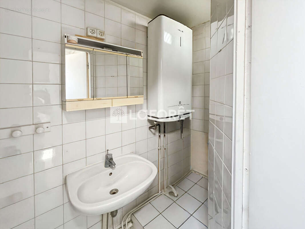 Appartement à PARIS-10E