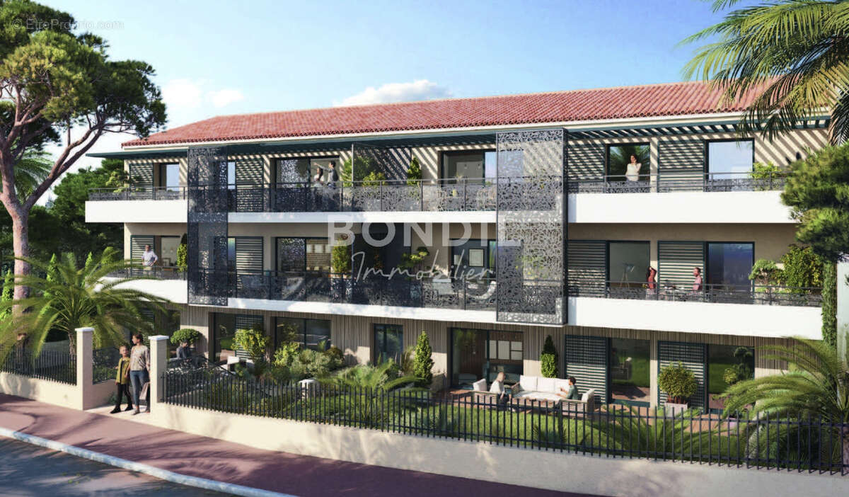 Appartement à SAINT-TROPEZ