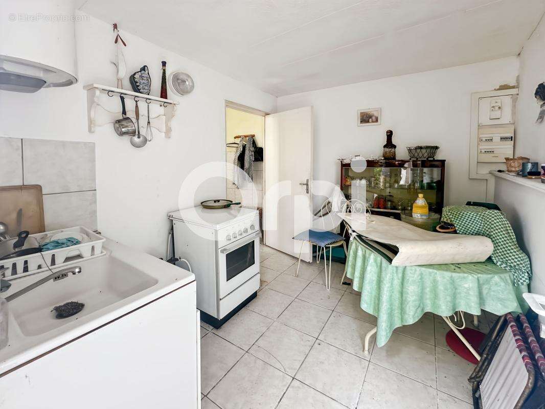 Maison à PRADONS