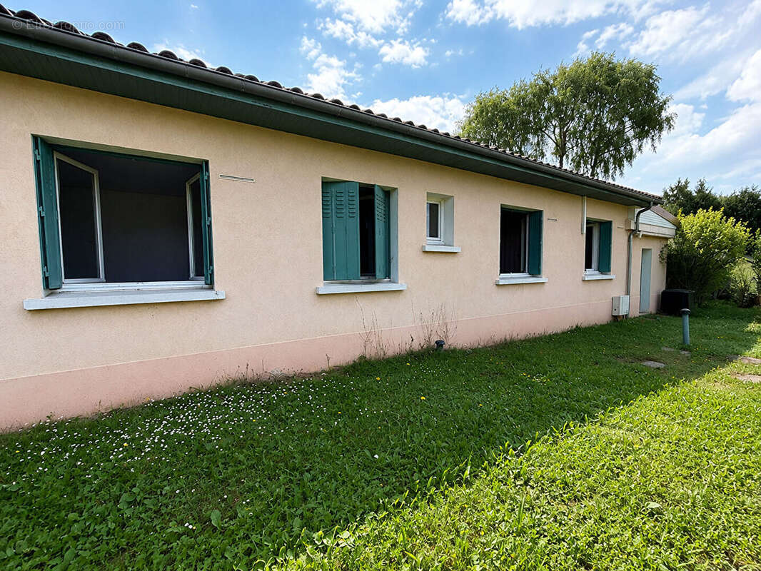 Sur les hauteurs de lamarque pontacq, maison 4 chambres, garage - photo 3