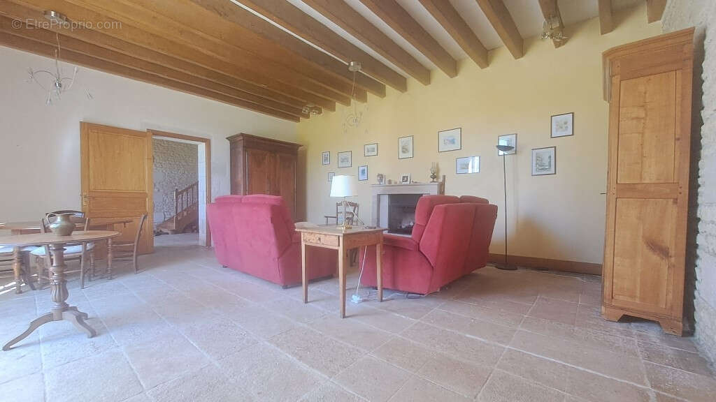 Maison à ECHIRE