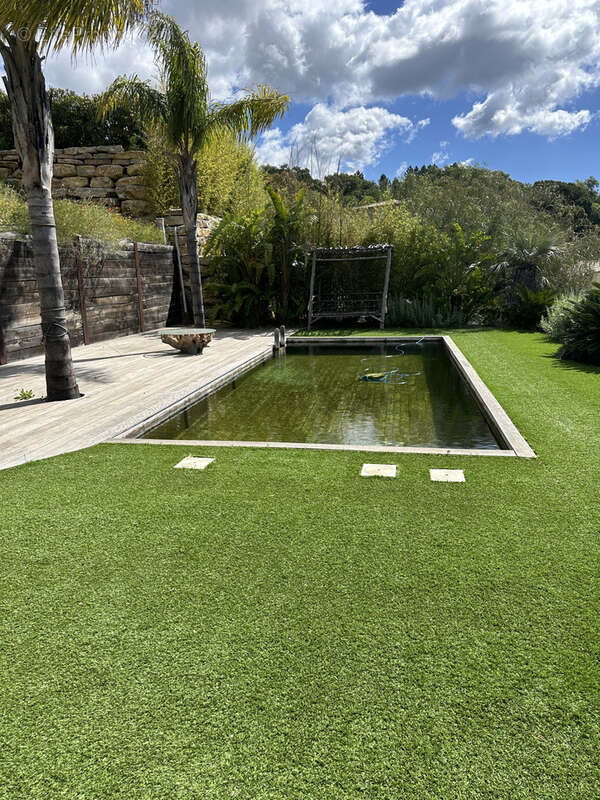 Maison à PLAN-DE-LA-TOUR