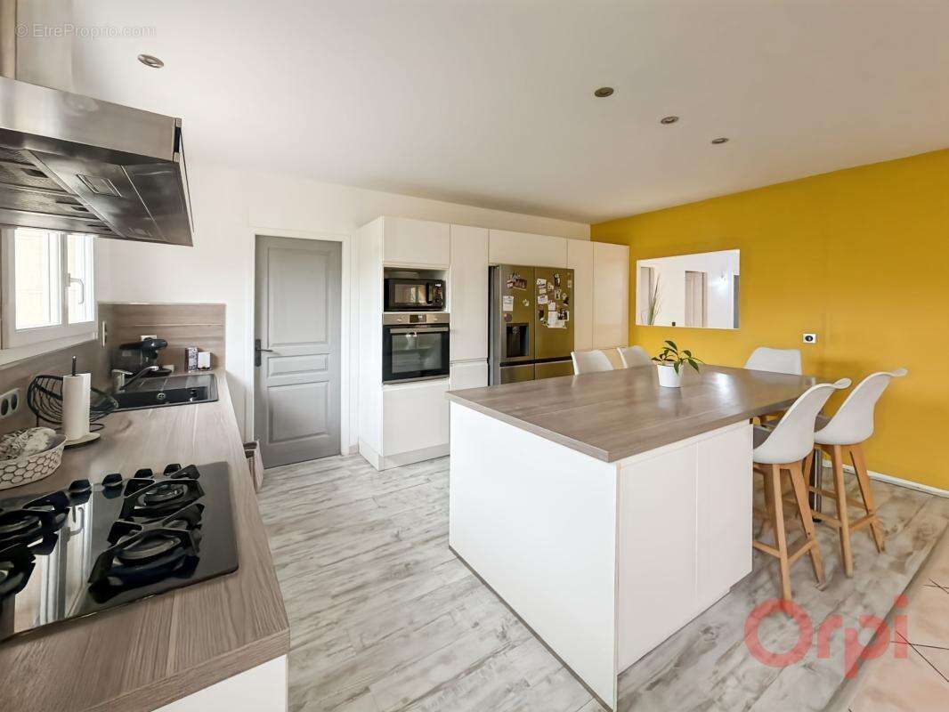 Vente villa à Marseillan avec piscine et très grand garage - photo 10
