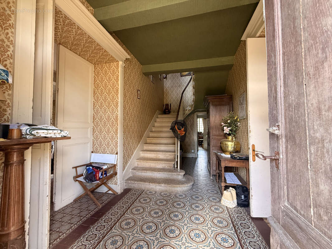 Maison à MEZIN