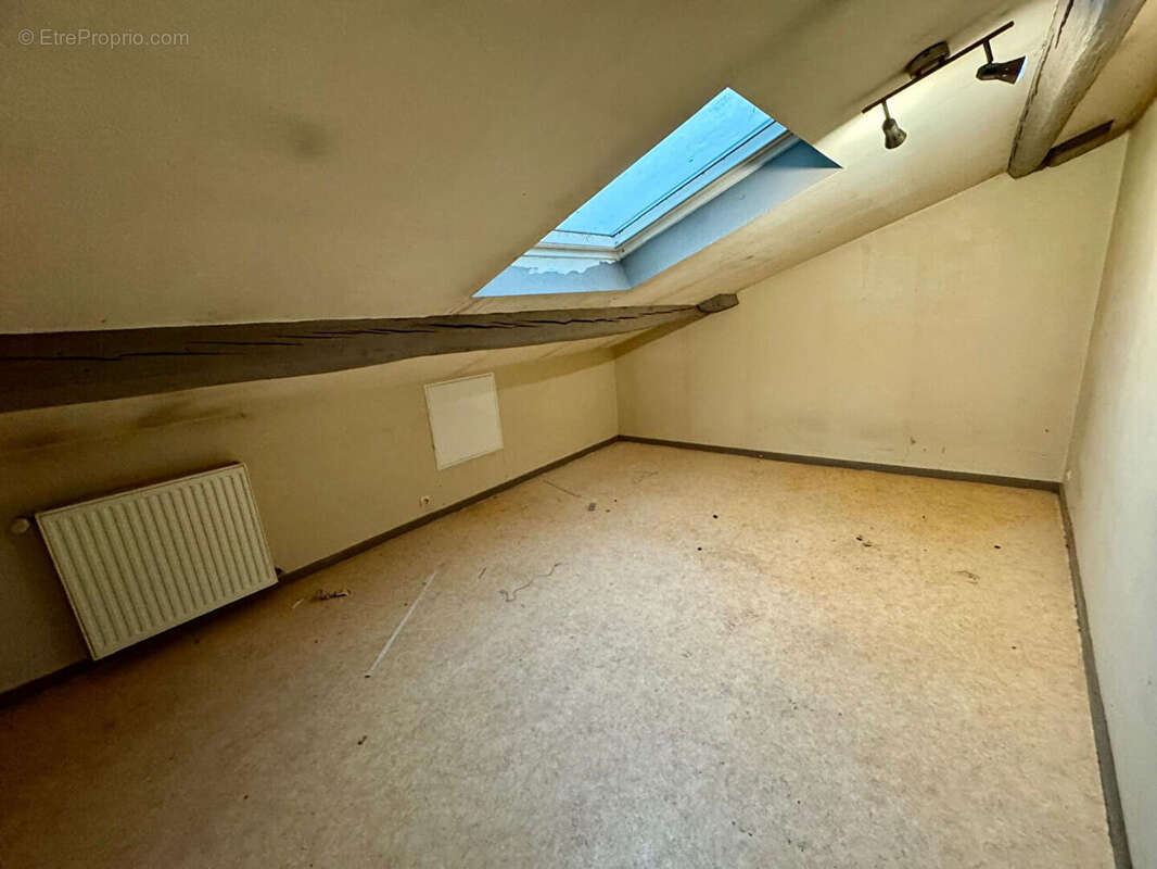 Appartement à NEUVES-MAISONS