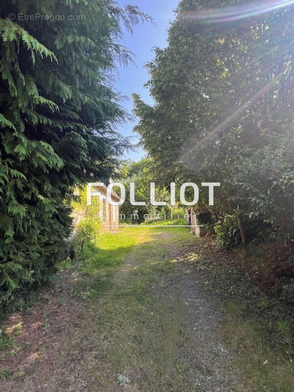 Maison à LE BENY-BOCAGE