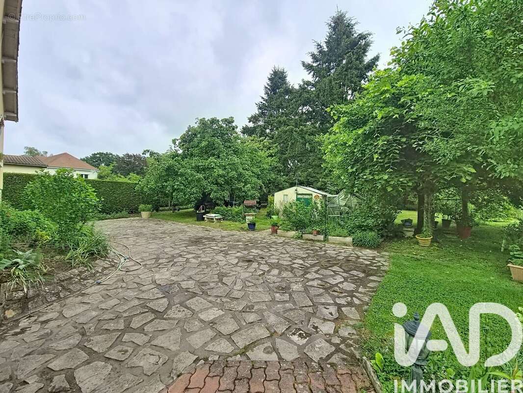 Photo 8 - Maison à VIERZON