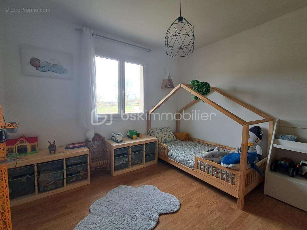 Maison à TIBIRAN-JAUNAC