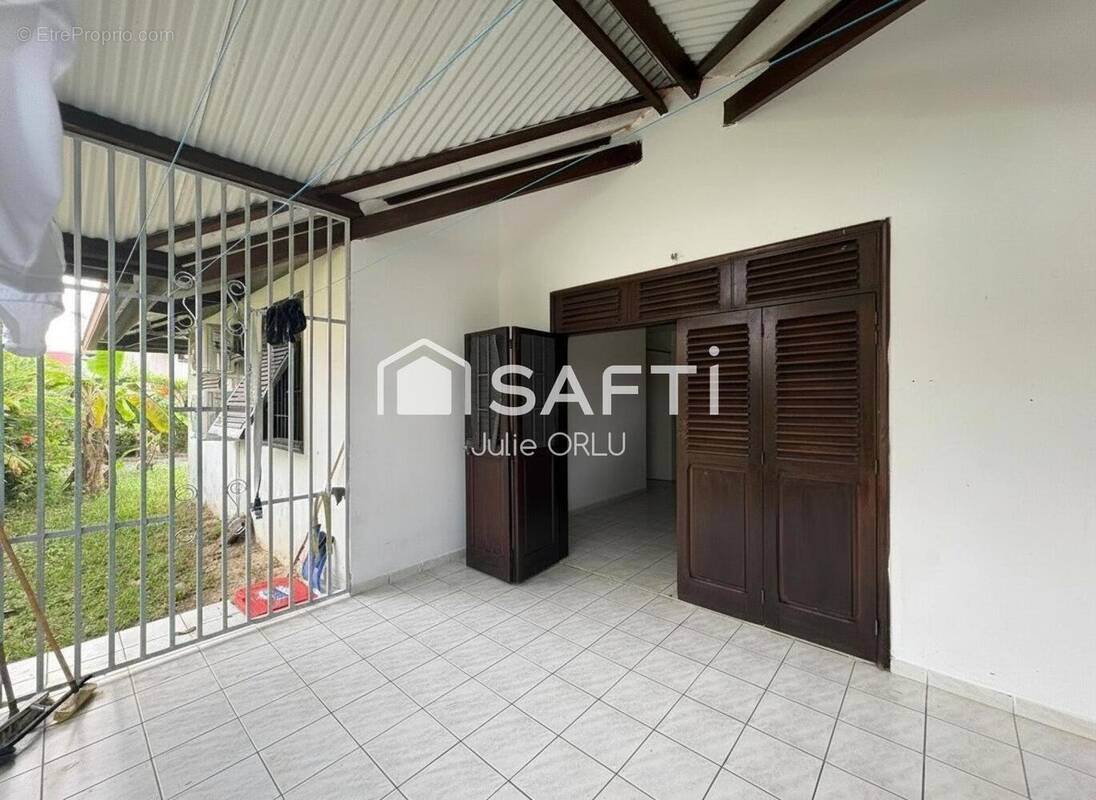 Photo 1 - Maison à SAINT-LAURENT-DU-MARONI