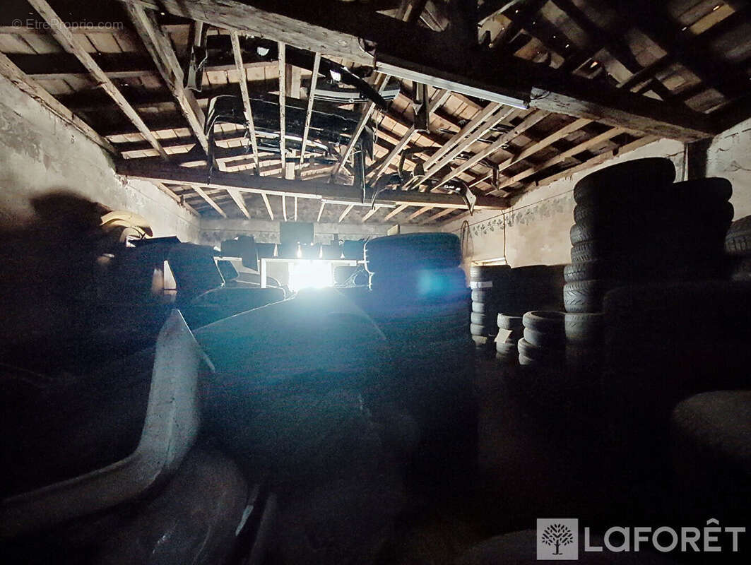 Maison à LES CERQUEUX