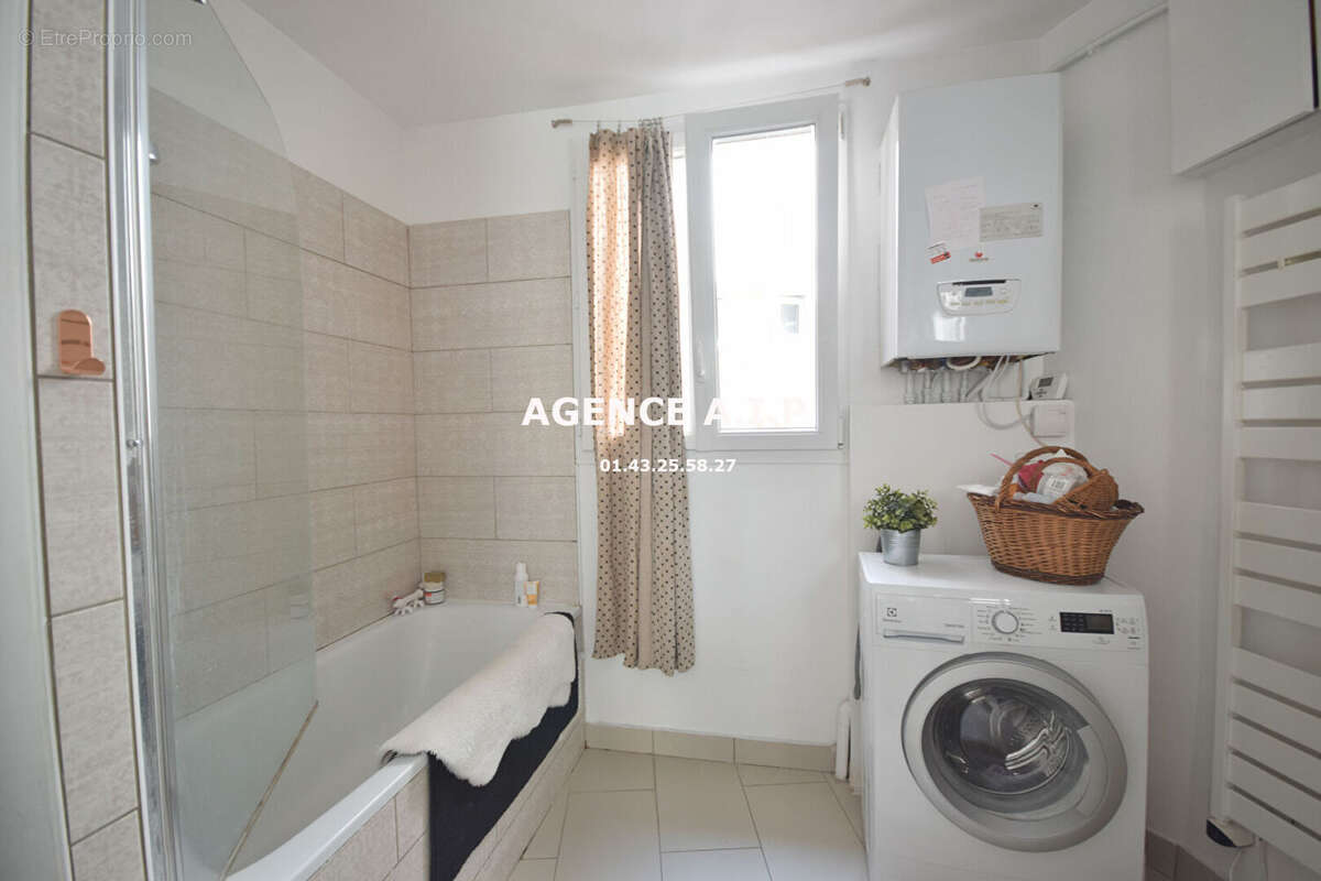 Appartement à PARIS-18E