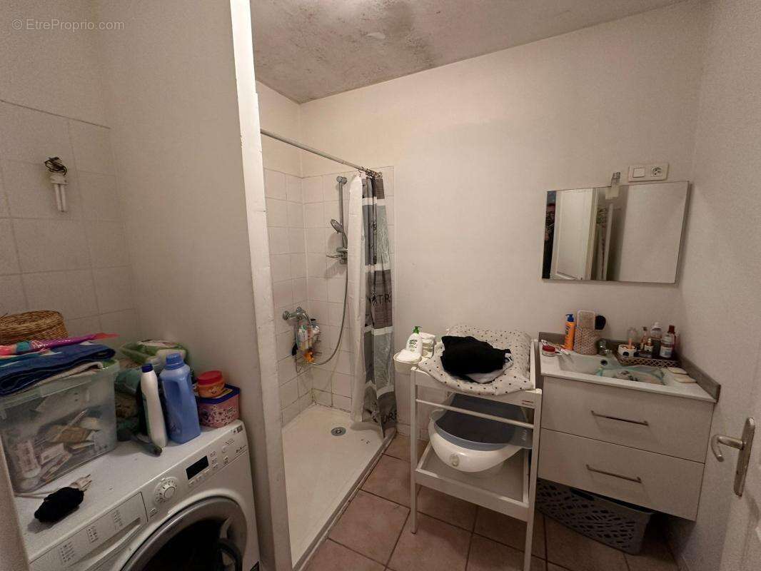 Appartement à JOYEUSE