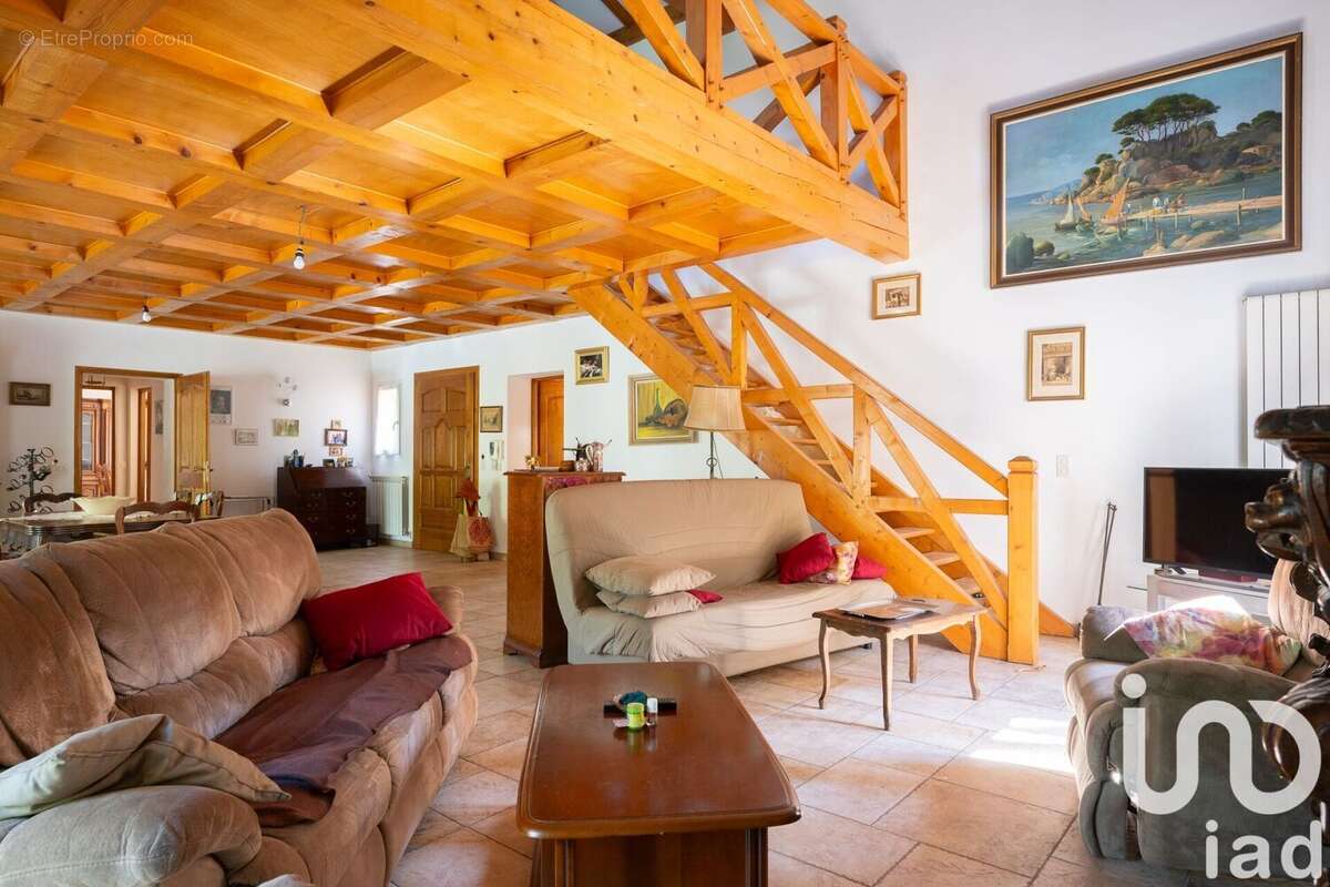 Photo 5 - Maison à SOLLIES-PONT