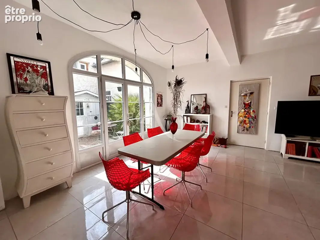 Maison de ville aux volumes remarquables, 3 chambres - photo 2