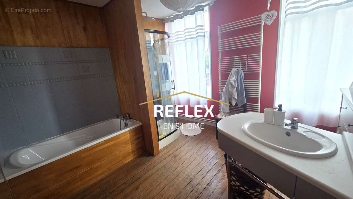 Demeure d'exception : Maison de maître rénovée avec goût - photo 9
