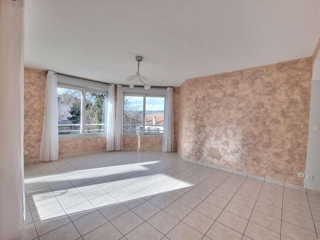 Appartement à RIVE-DE-GIER