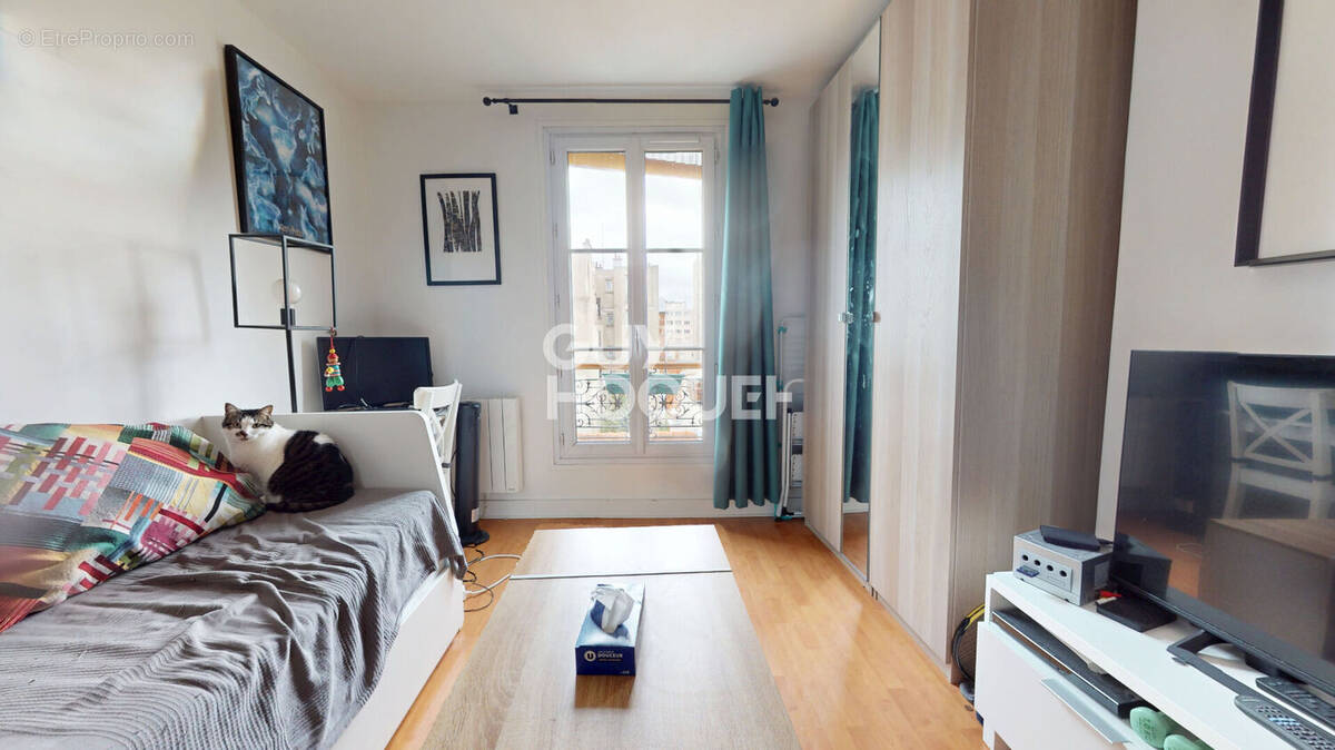 Appartement à PARIS-20E