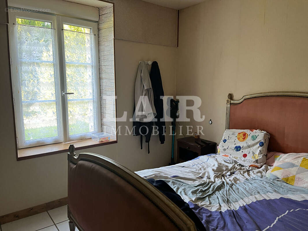 Maison à LE MELE-SUR-SARTHE