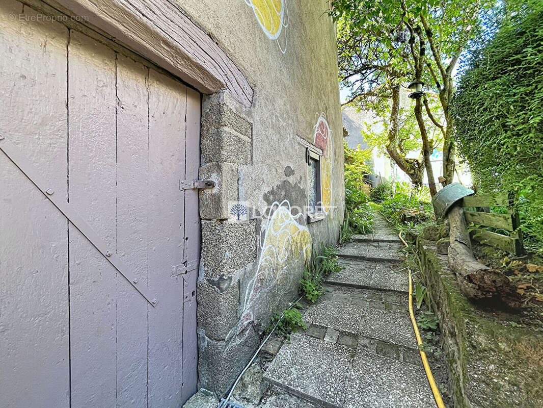 Maison à PARTHENAY