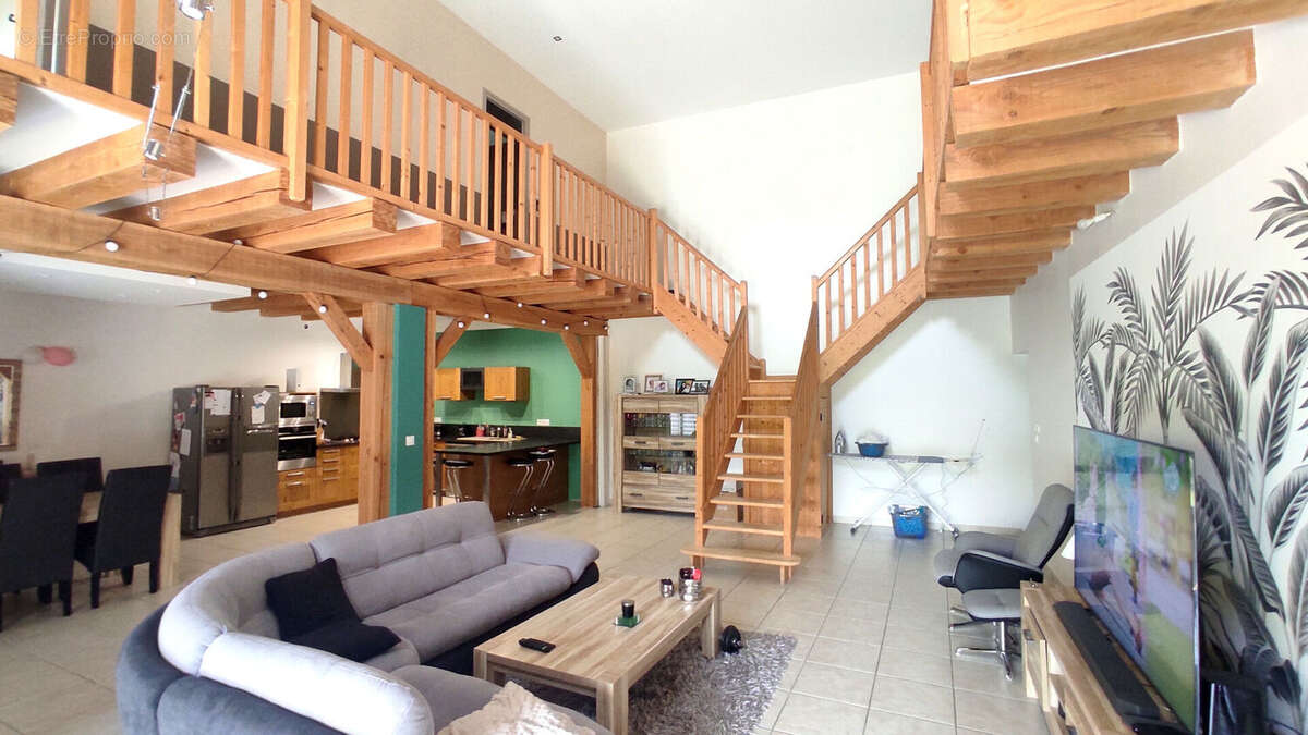 Maison à CHATELLERAULT