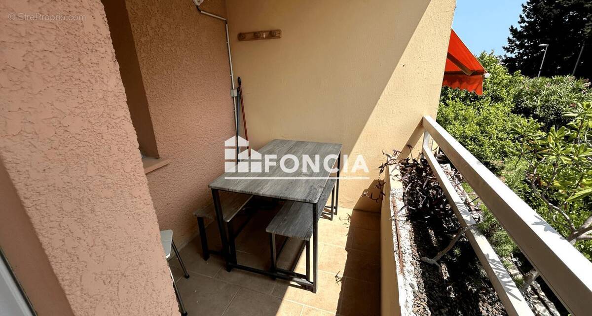 Appartement à BORMES-LES-MIMOSAS