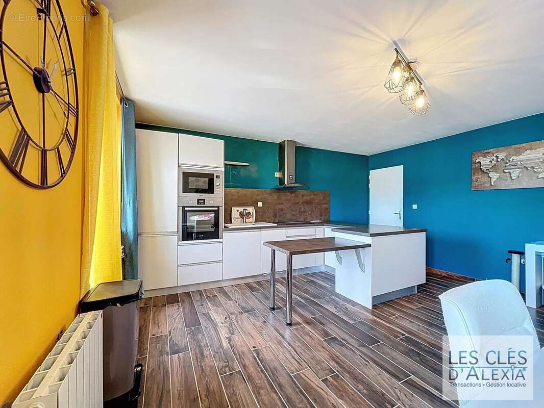 Appartement à LOIRE-SUR-RHONE