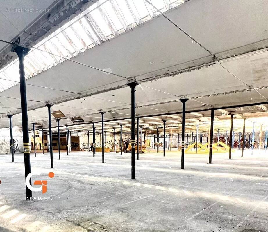 Commerce à FLEURY-SUR-ANDELLE