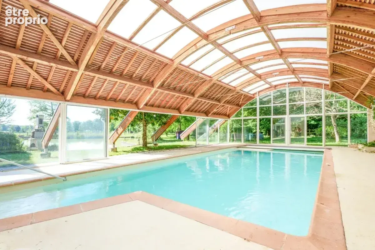 Propriété d'exception - piscine couverte - mare - vignes - photo 6
