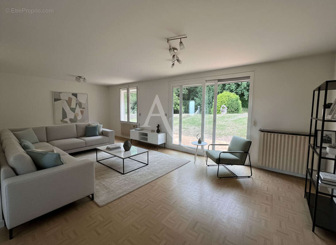 Maison à CHATEAU-RENAULT