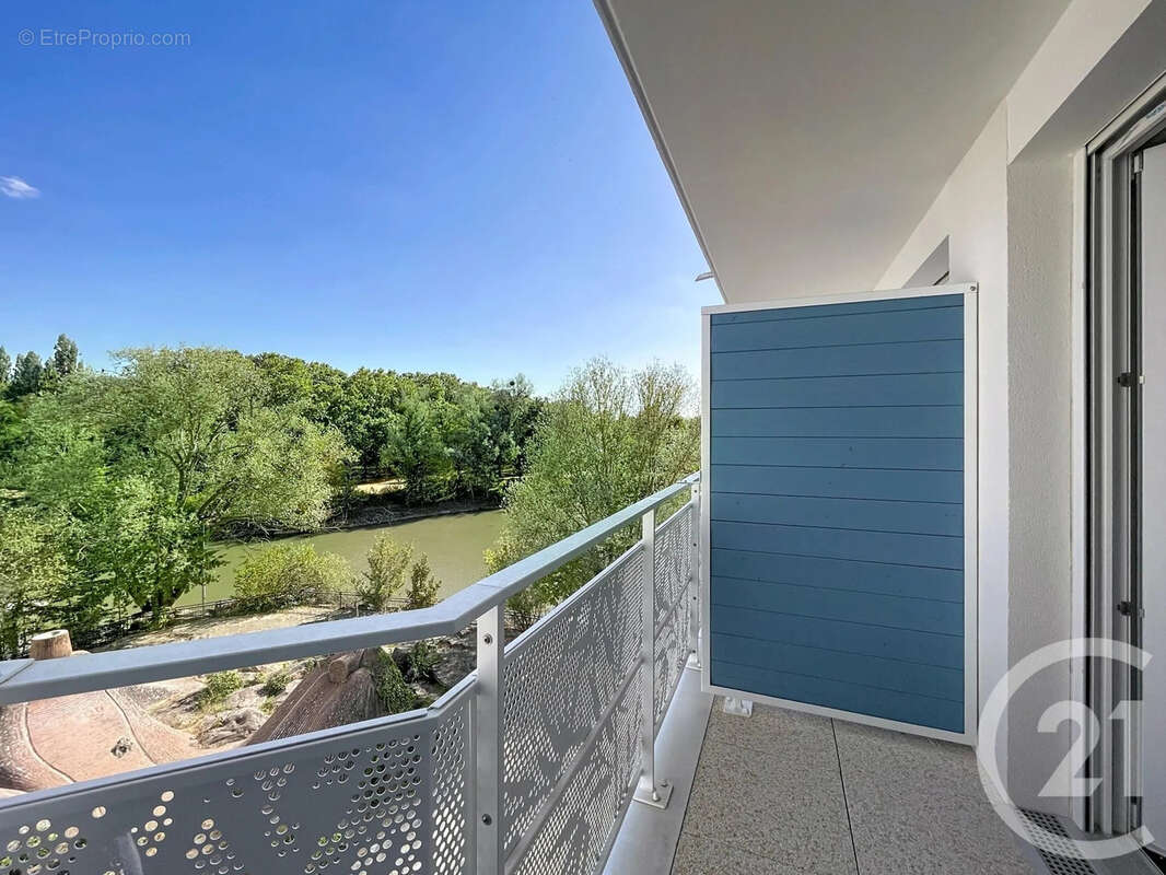 Appartement 27 m² à Savigny-Le-Temple  - photo 6