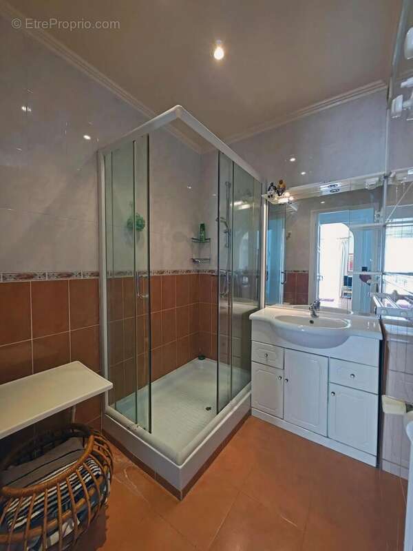 Nice musiciens - beau 2/3 pieces en etage eleve - photo 5
