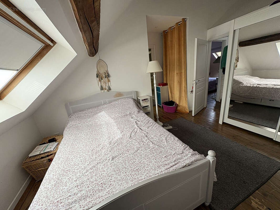 Maison à SAINT-QUENTIN