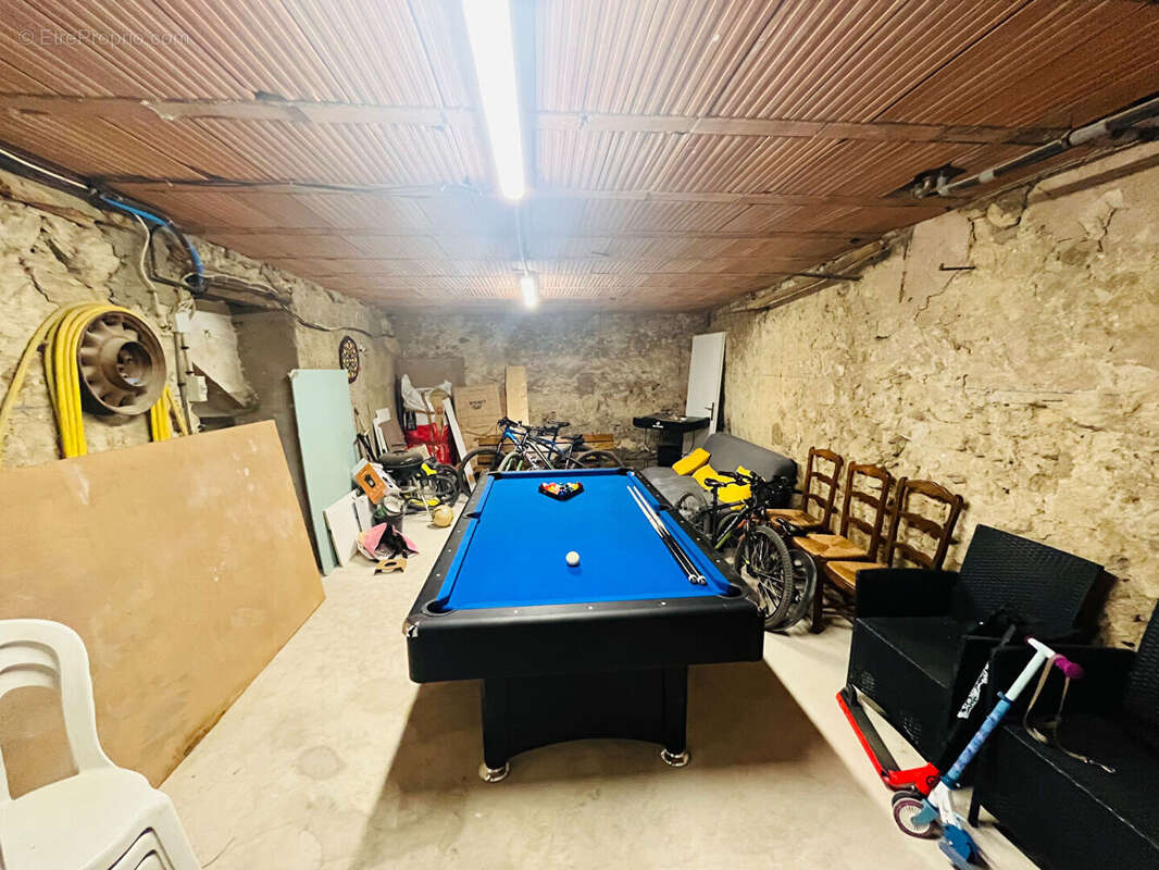 Maison à CORNEILHAN