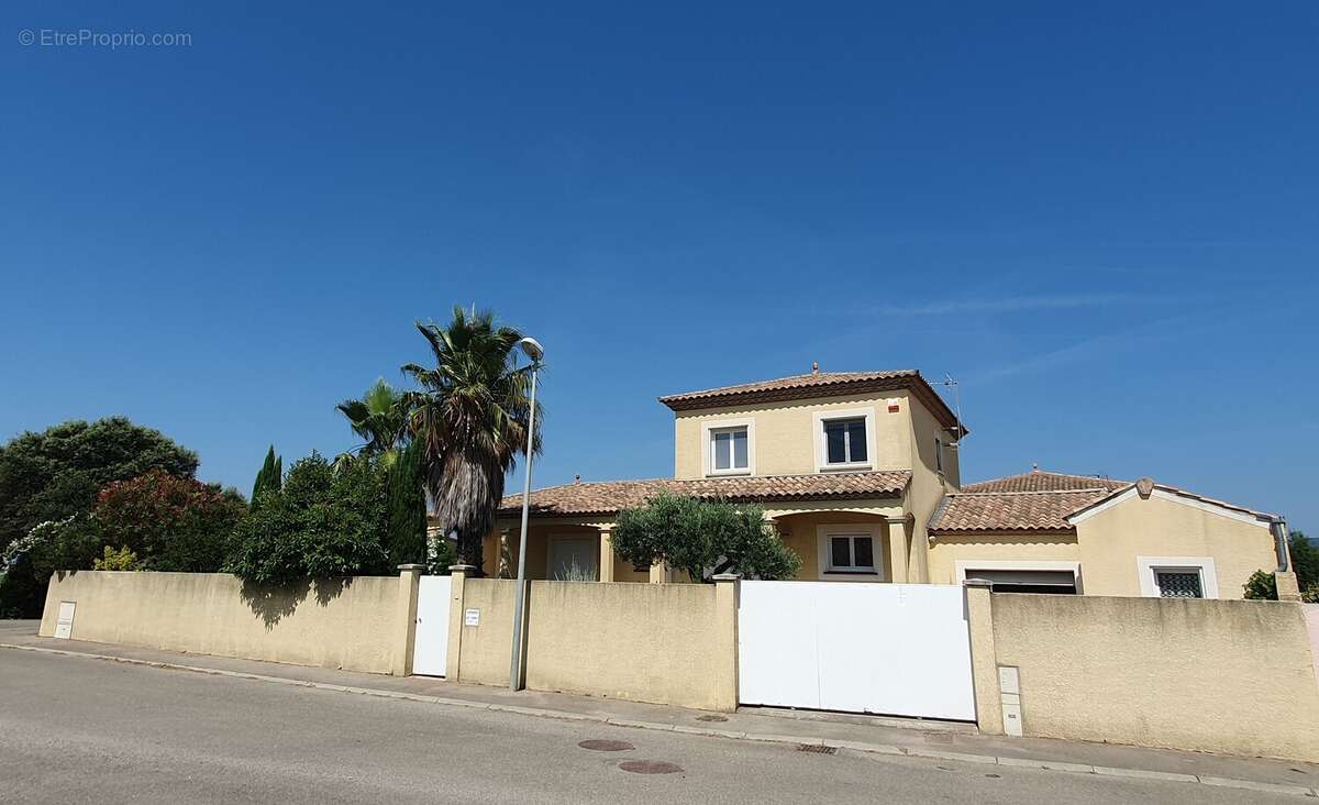 Maison à SAINT-GENIES-DE-FONTEDIT