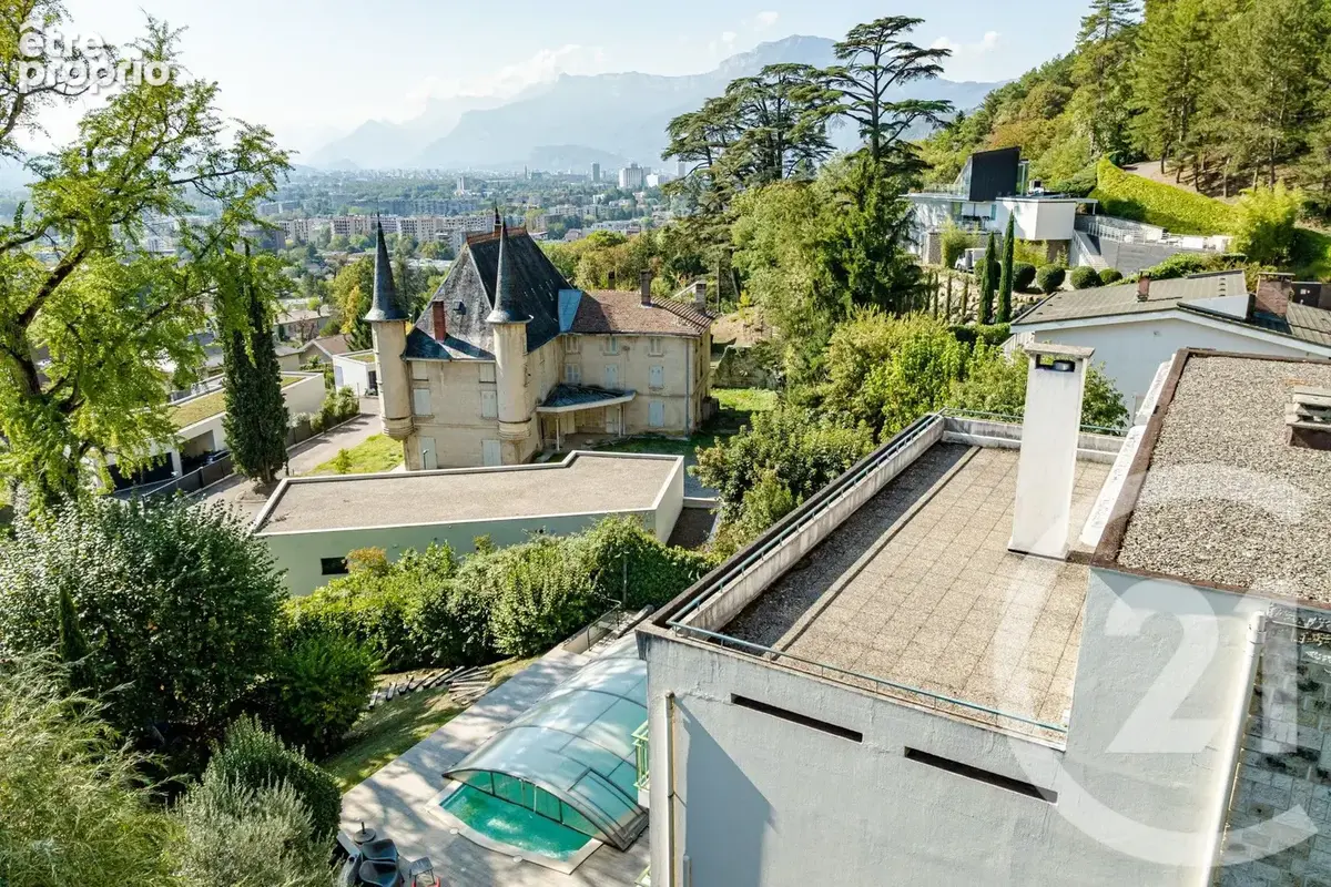 Maison 8 pièces 361 m² à vendre à Corenc (38700) - photo 2