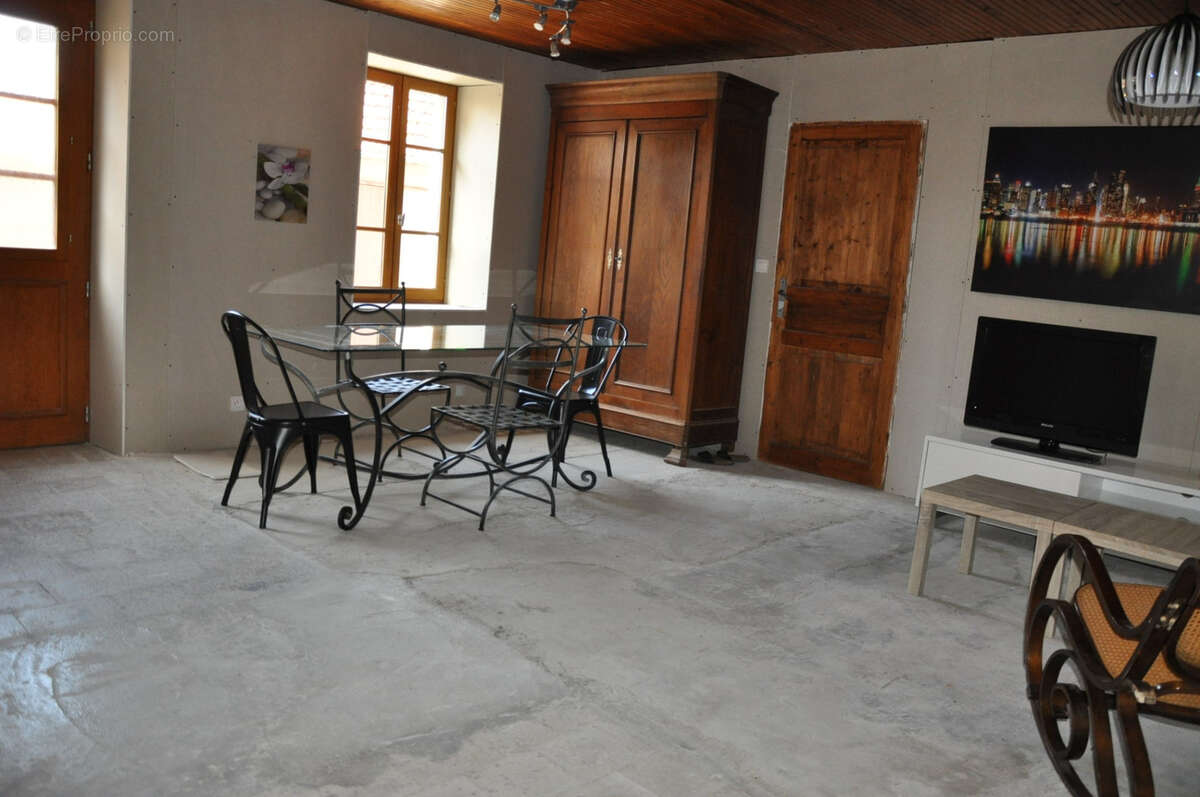 Maison à JALIGNY-SUR-BESBRE