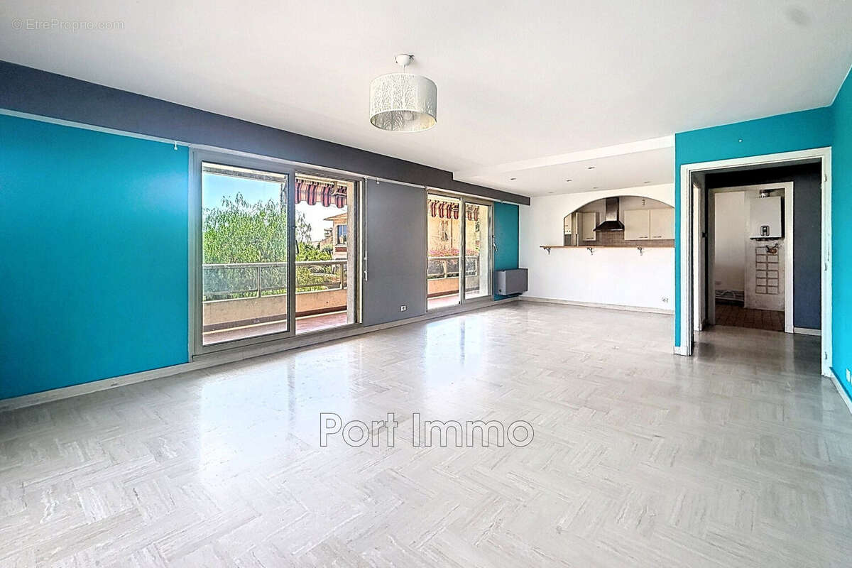 Appartement 78 m² à Saint-Laurent-Du-Var  - photo 4