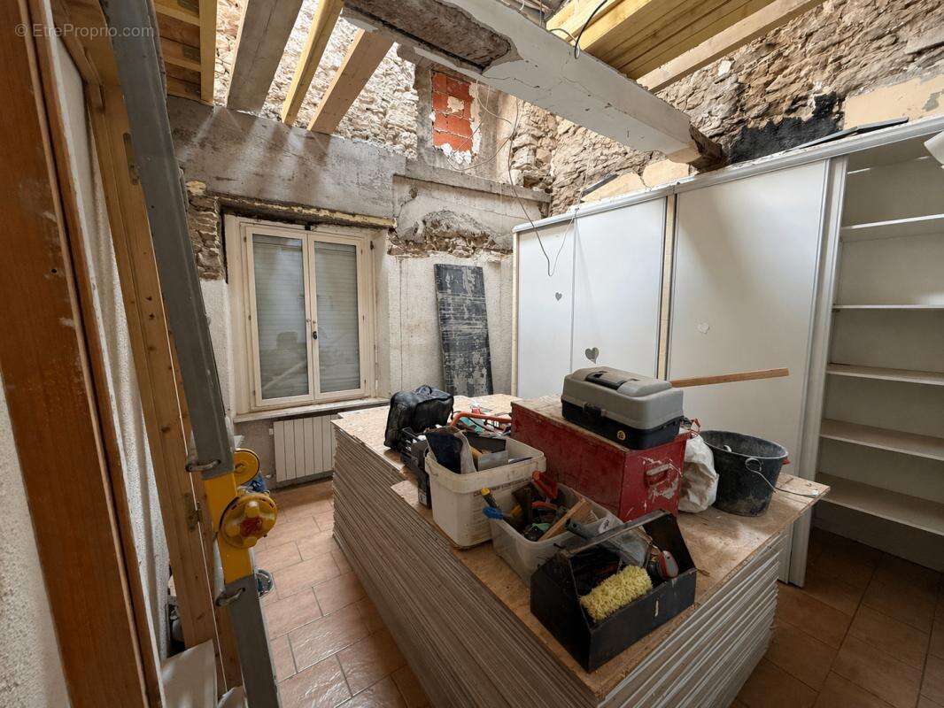 Maison à ESCALES