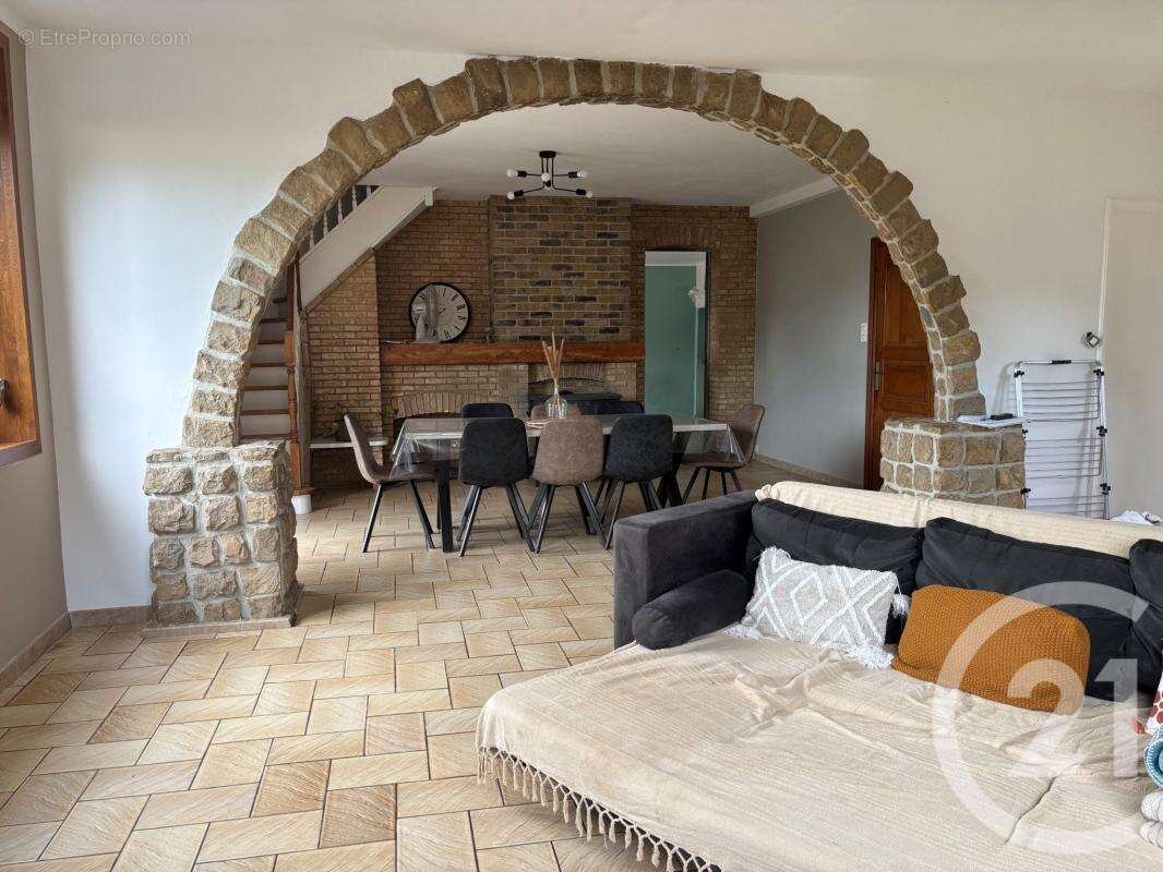 Maison 176 m² à Hucqueliers  - photo 2