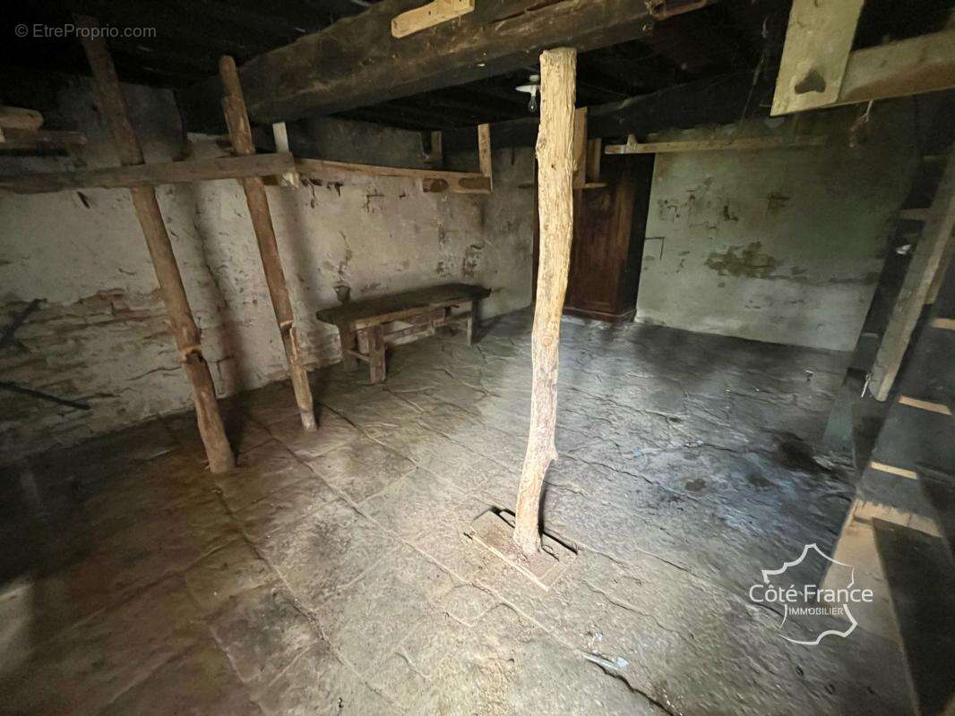 corps de ferme à rénover au coeur de la campagne bourguignonn - photo 21