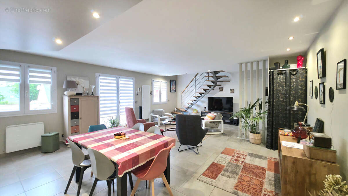 SAINT-NAZAIRE ! Secteur Plaisance  Duplex T3 de standing au sein d'une résidence sécurisée avec ascenseur - photo 3