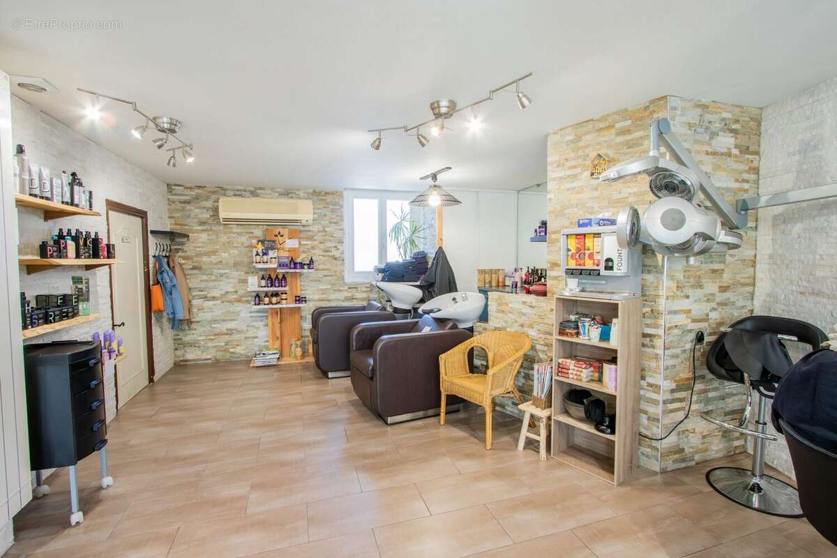 Appartement à LONGUE-JUMELLES
