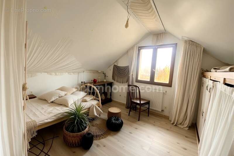 Maison à CHEVIGNY-SAINT-SAUVEUR