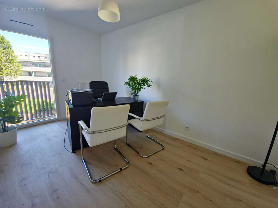 Appartement à BOURGOIN-JALLIEU