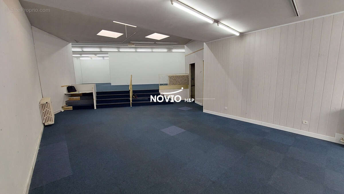 Appartement 250 m² à Chatellerault  - photo 3