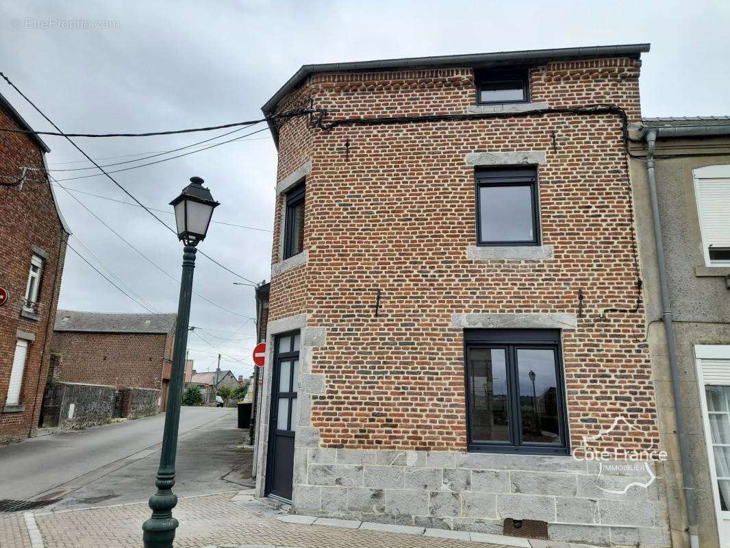 Maison à ETROEUNGT