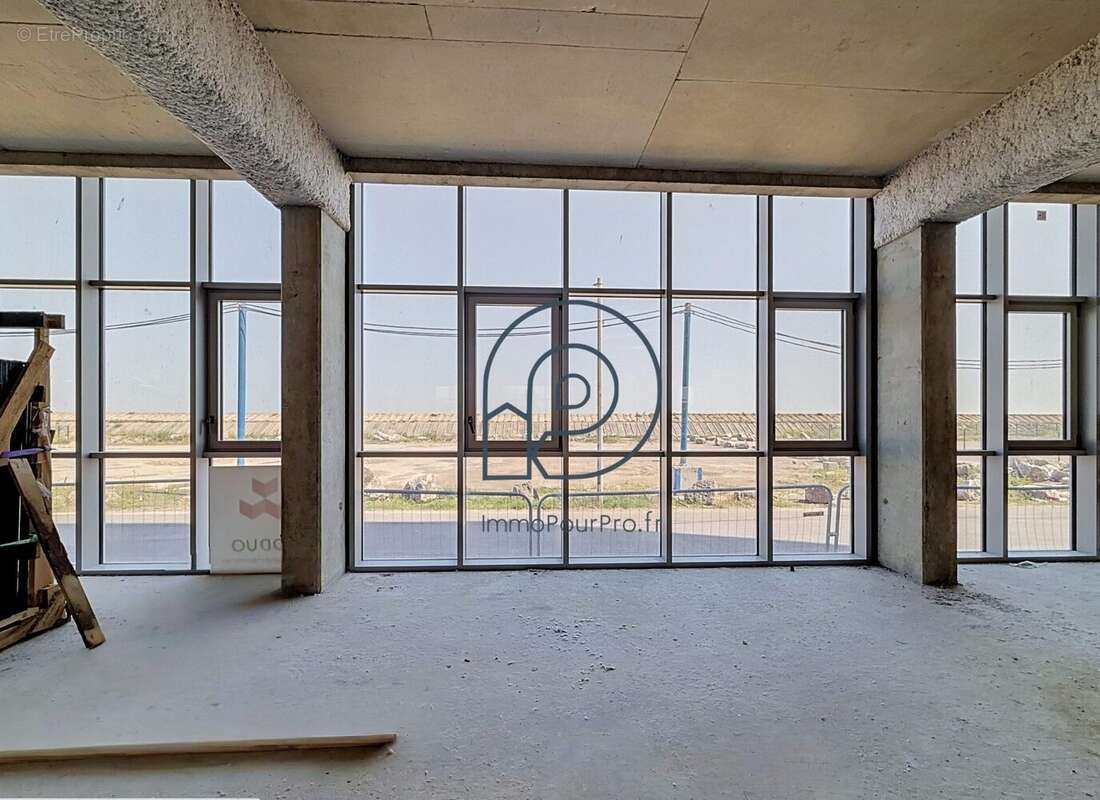 Commerce 941 m² à Dunkerque  - photo 6