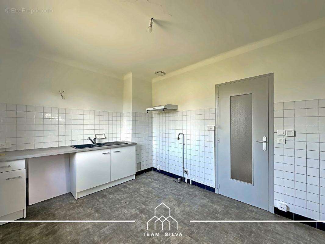Maison 120 m² à Solaize  - photo 8